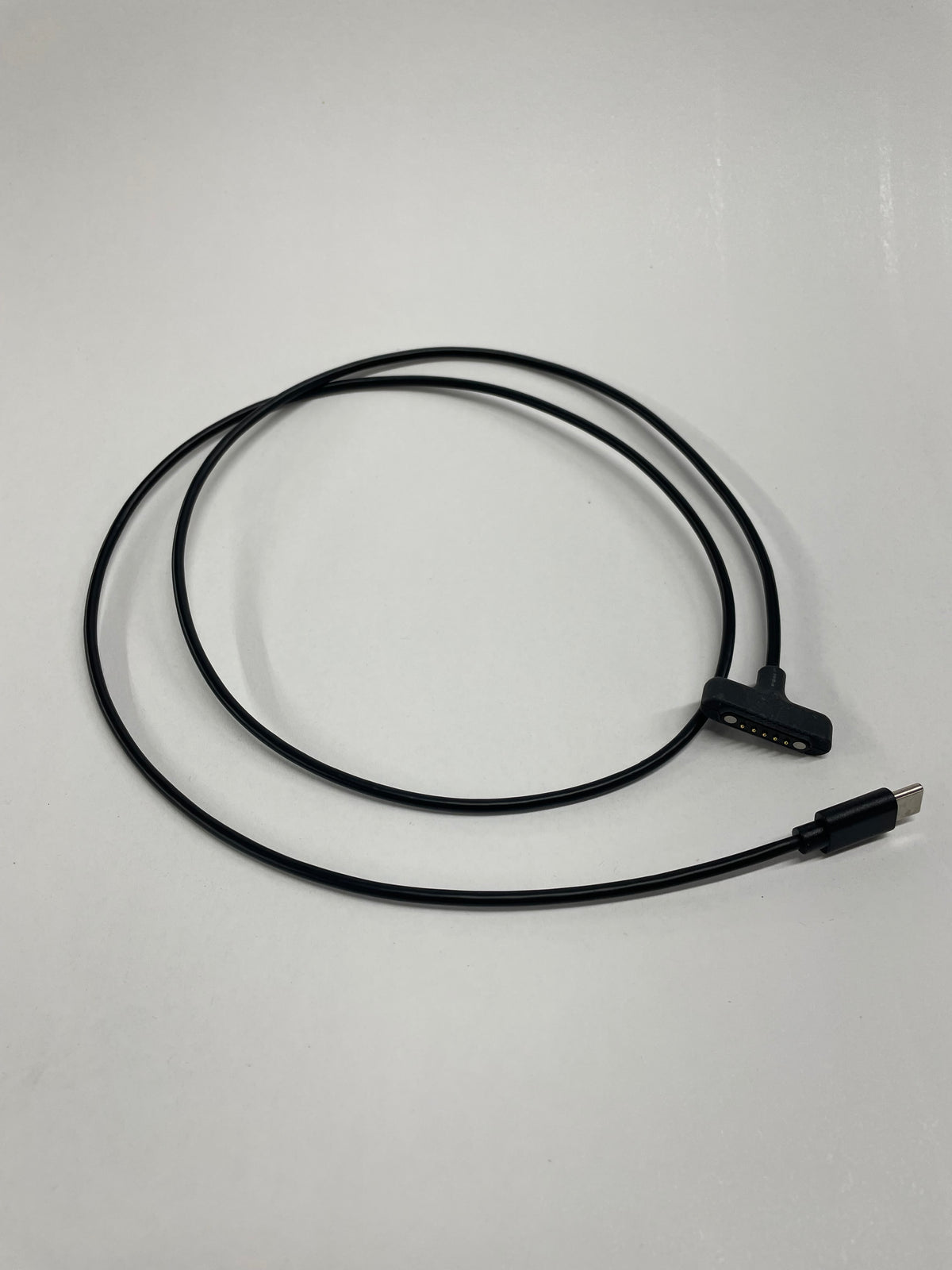 Battery charger cable (USB-C to battery pack)